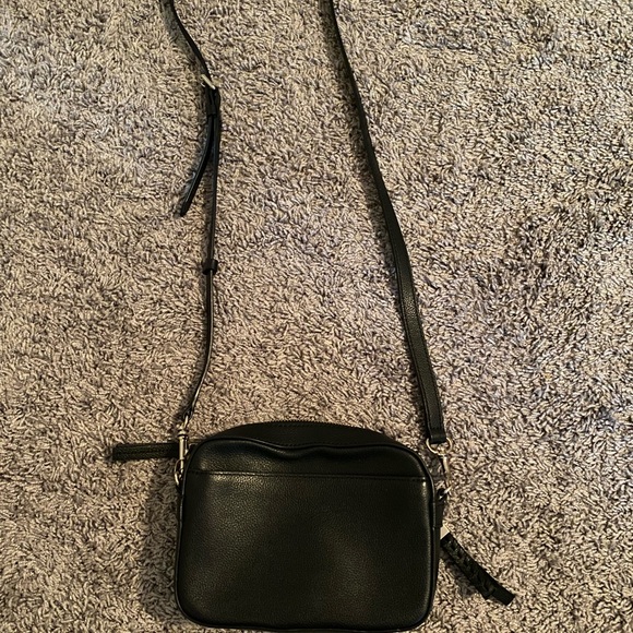 Henri Bender Black Leather Crossbody - Picture 3 of 4